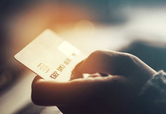 utiliza sabiamente las tarjetas de cr�dito