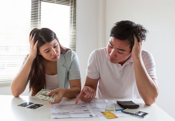 problemas del amor y los econ�micos est�n relacionado